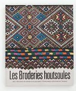 LES BRODERIES HOUTSOULES des Collections du Muse d’art populaire I. Kobrynskyi de Kolomyїa (Ukraine)
